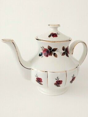 Vintage Arthur Wood & Son England Red Roses Ribbed Teapot #5312